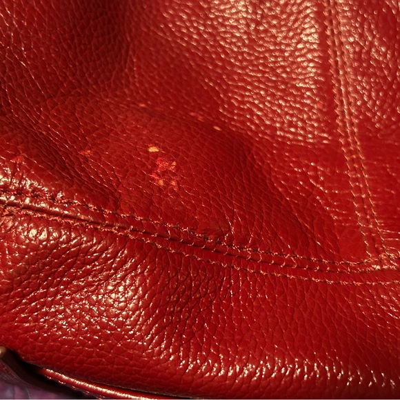 Not Rational Red Leather Shoulder Bag - Picture 6 of 9